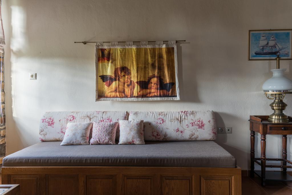 Platanorema Agios Ioannis Prodromos Buitenkant foto